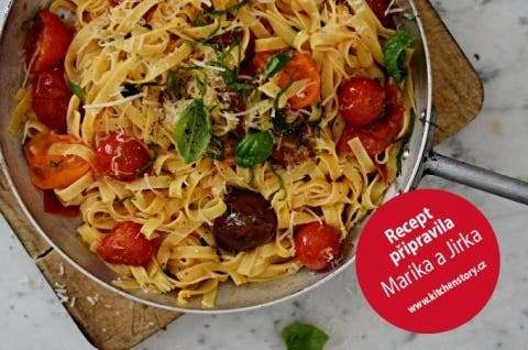Tagliatelle s rajčaty