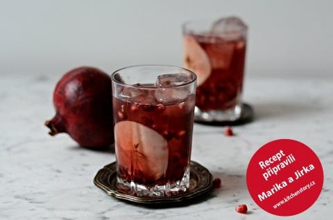 Cider s granátovým jablkem