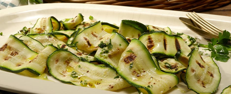 Carpaccio z cuket s parmezánem