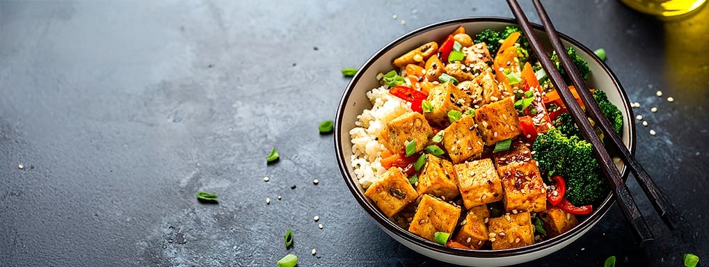 Stir-fry tofu se zeleninou