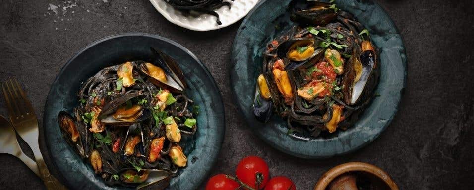 Sépiové linguine se slávkami