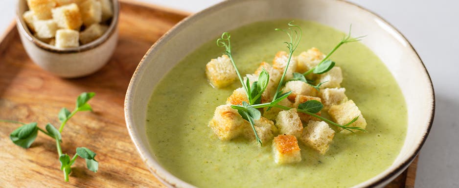 Vegan hrachovo-mrkvová polévka s proteinem