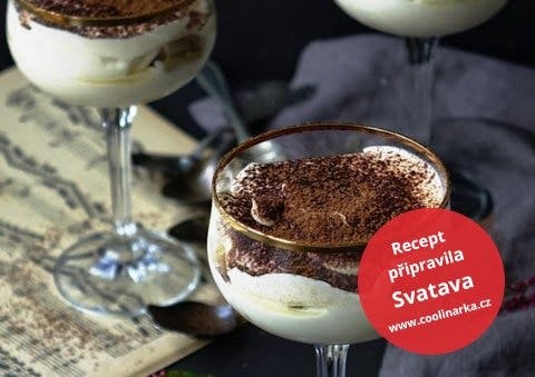 Tiramisu ve skleničce