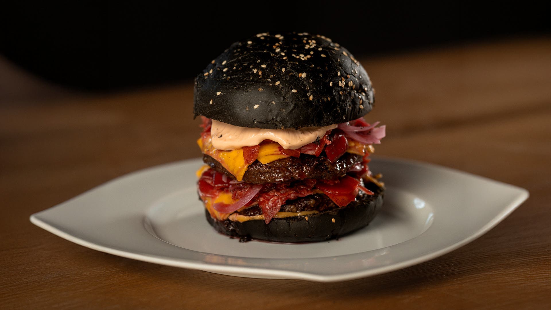 Hovězí burger s kimchi majonézou