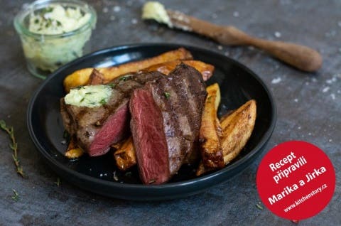 Rump steak s citronovo-tymiánovým máslem a domácími hranolky