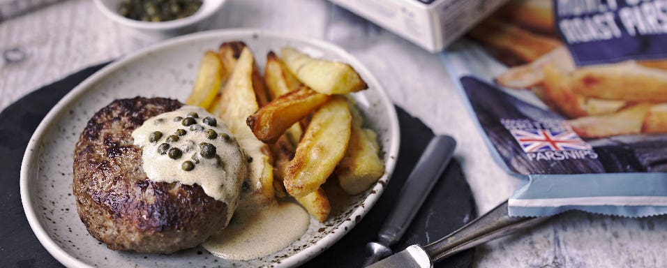 Burger (karbanátek) s pepřovou omáčkou