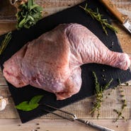 Authentic Krůtí stehno celé s kostí a kůží