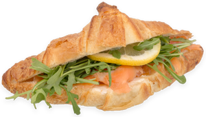Čerstvě nakrájeno Croissant s lososem