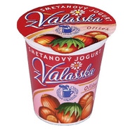 Mlékárna ValMez Jogurt smetanový oříšek 8%