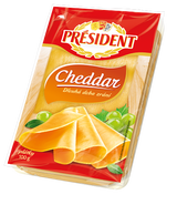 Président Cheddar plátkový sýr